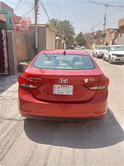 هیوندای ئەلەنترا